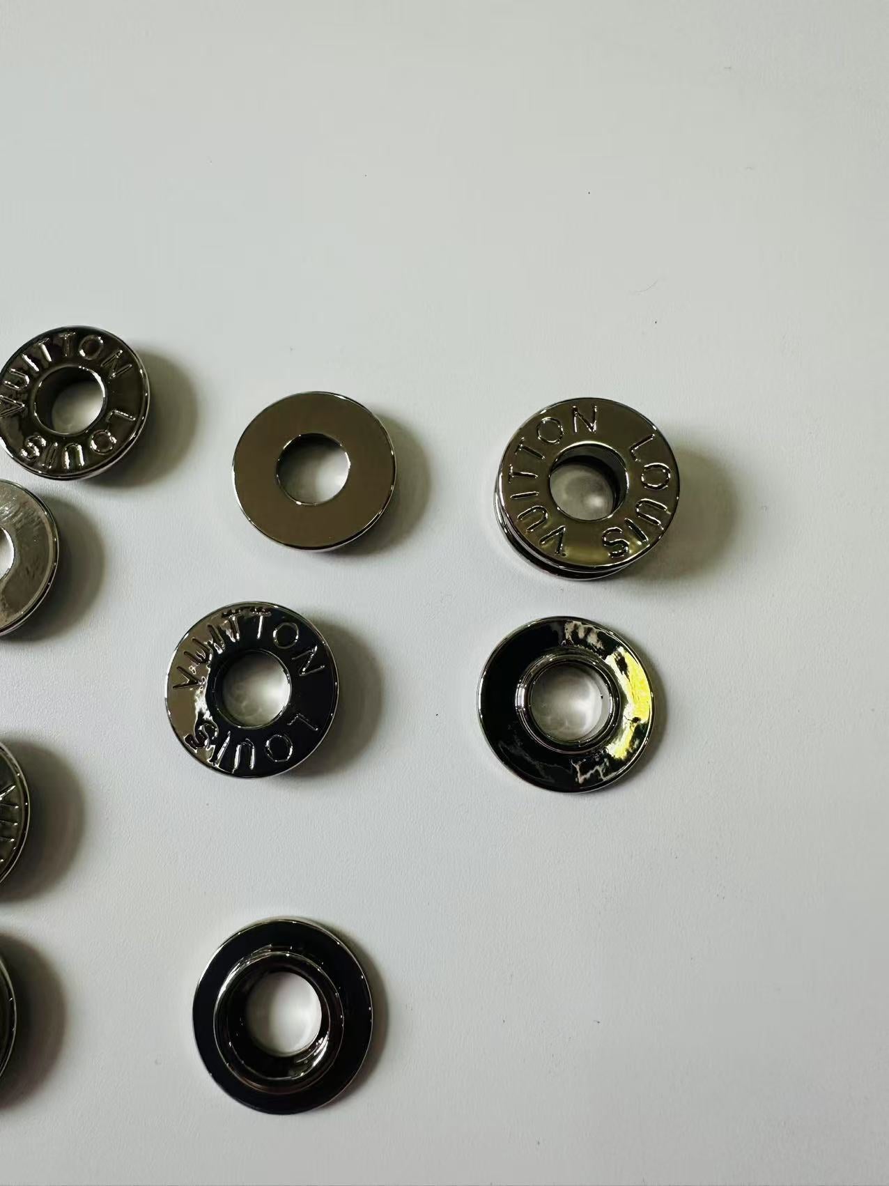 Craft Sliver Louis Vuitton 18x8x3 MM Circle Metal Handmade Handicraft Goods