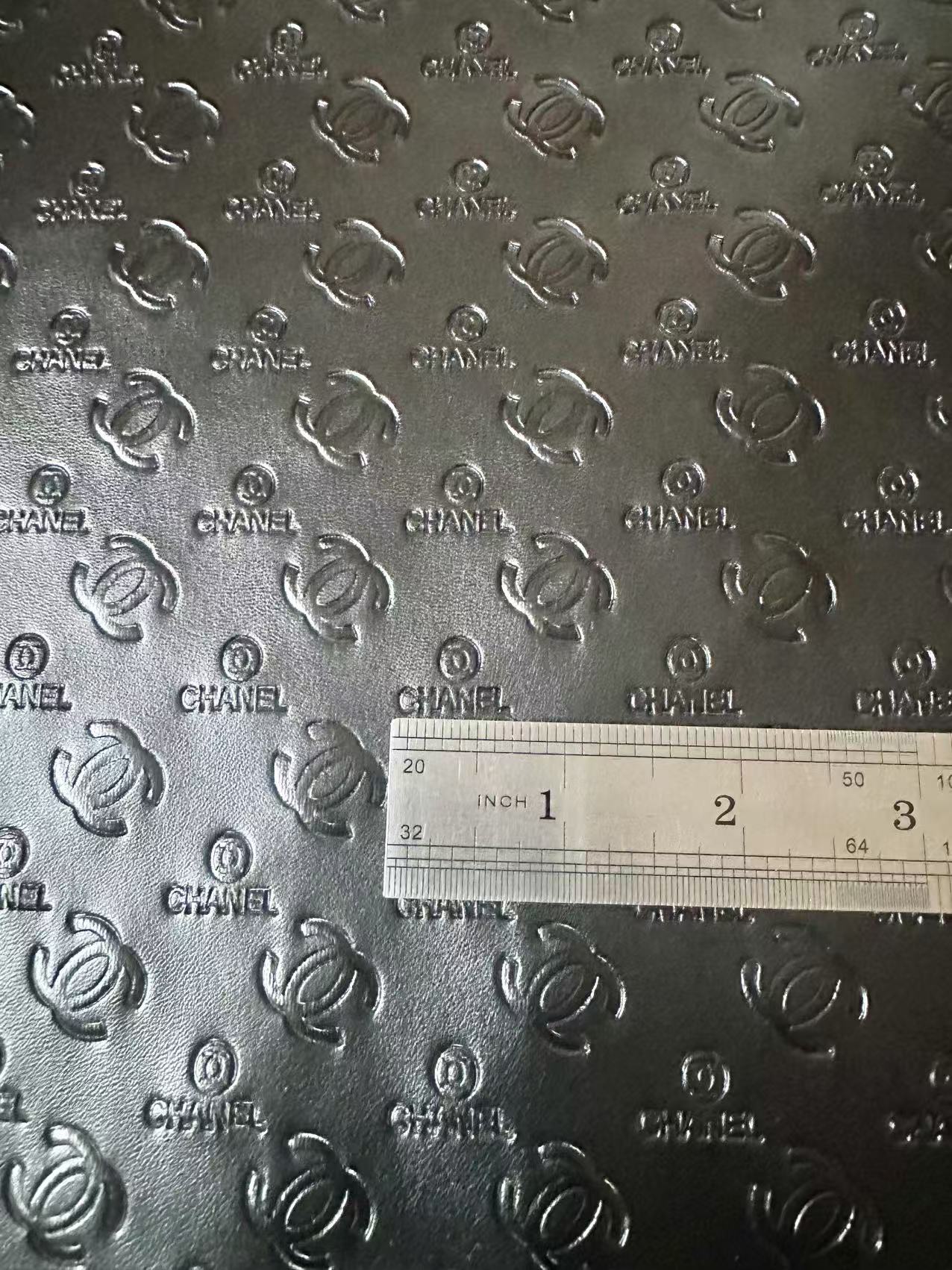 Napa Material Black Embossed Chanel Leather For Upholstery Furniture Handicraft