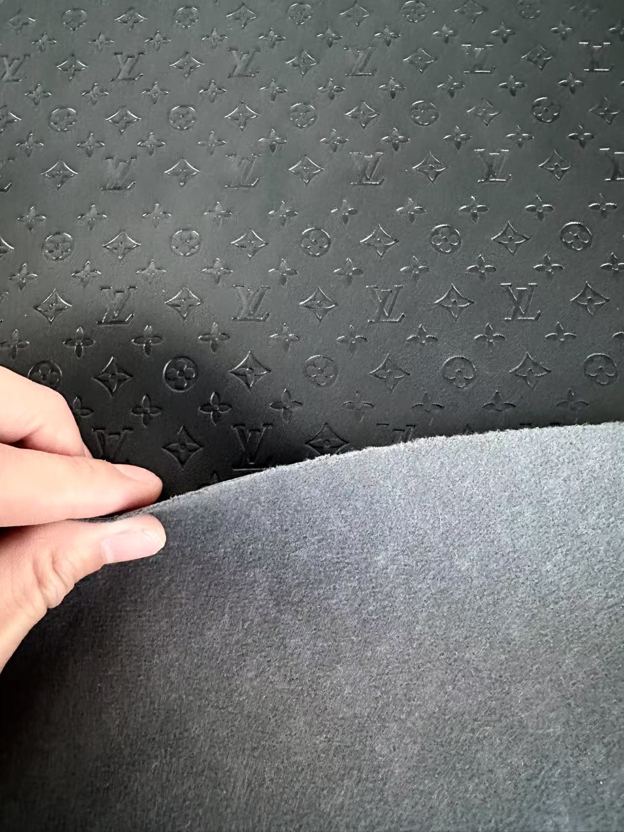 Craft 0.5 Inch LV Black Embossed Leather For Handmade Upholstery,Shoes Goods By Yard