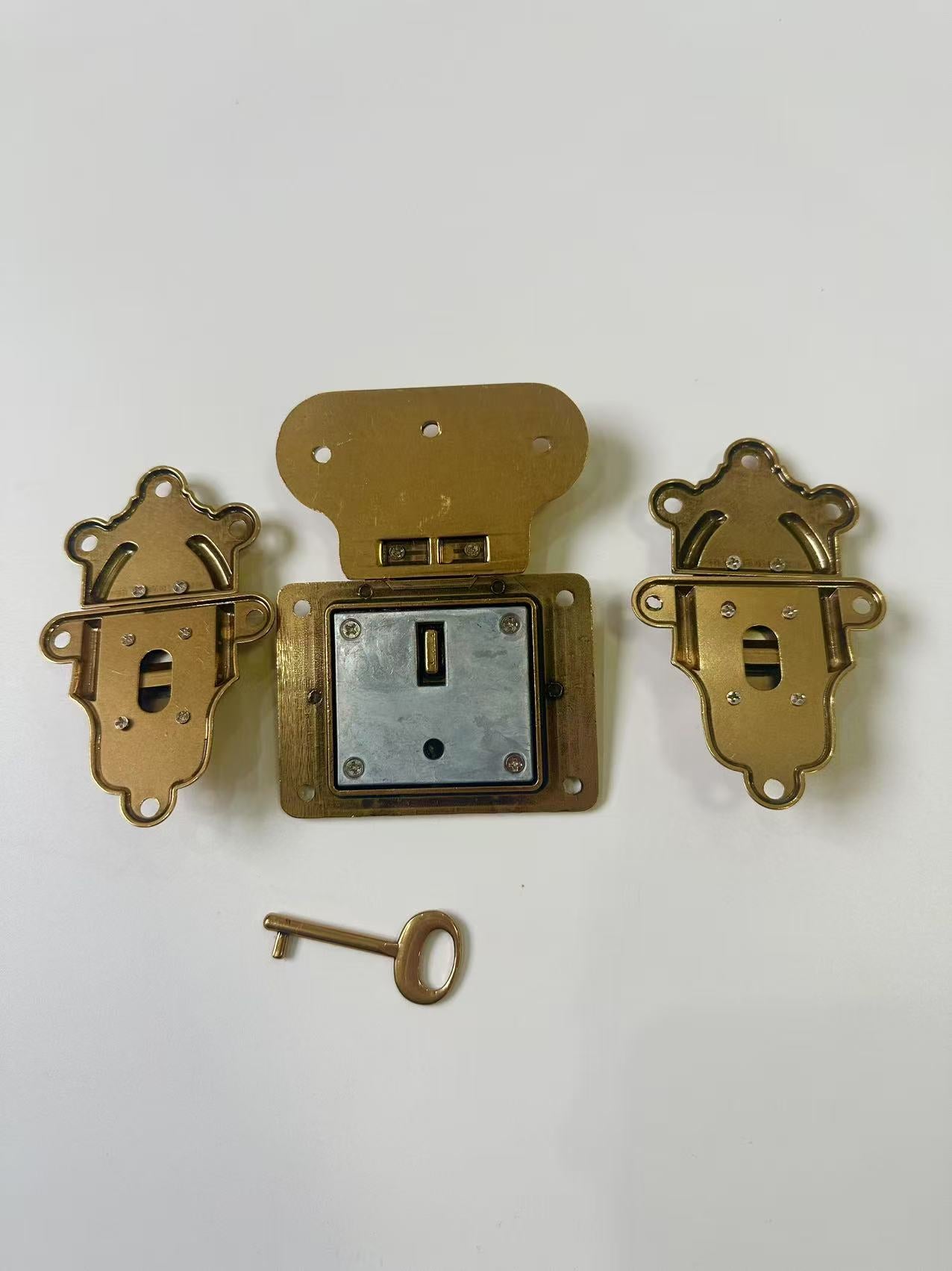 New Best Quality Copper Material LV Locks For Handmade Box ,Bag and Handicraft Goods