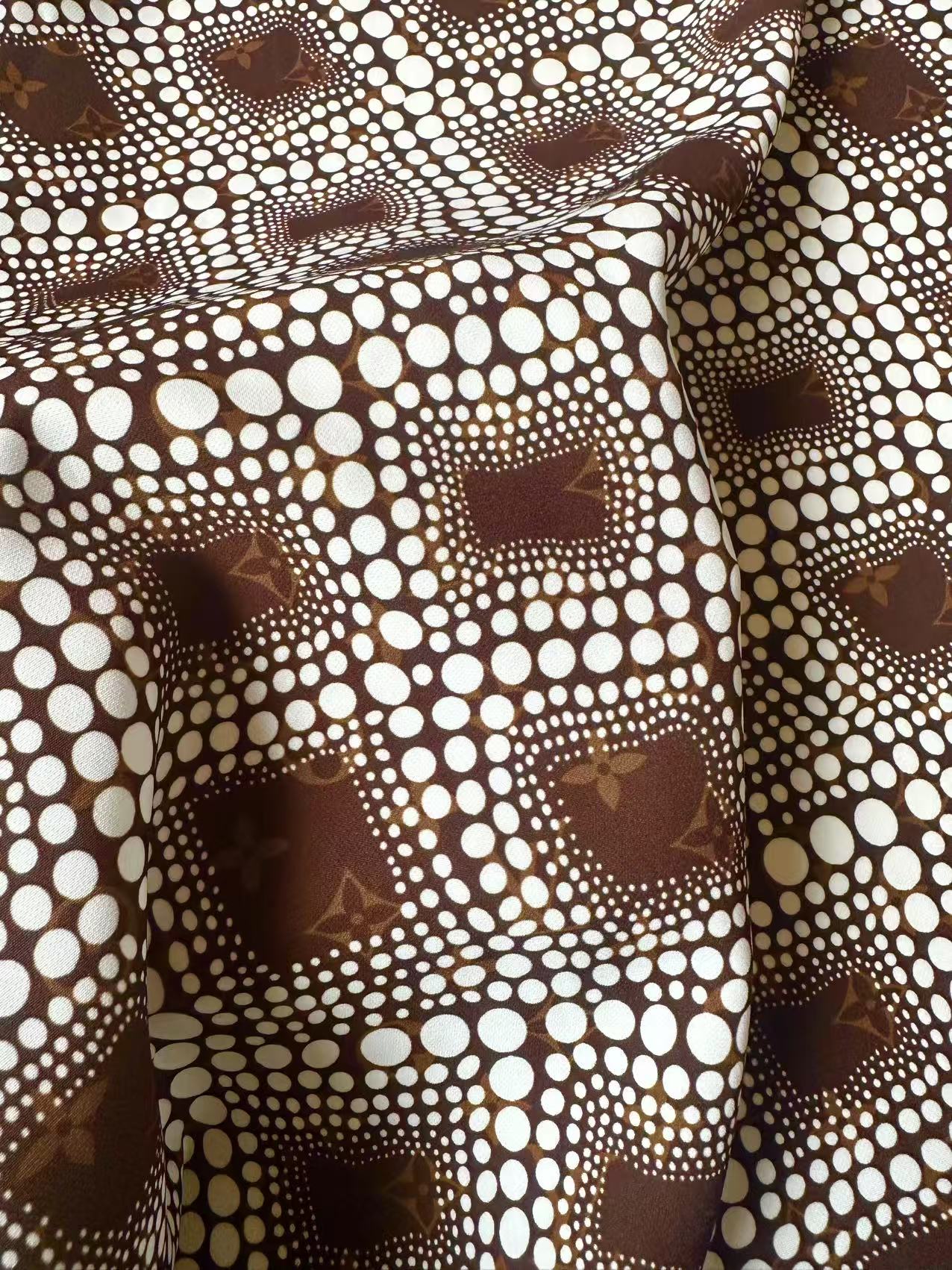 Craft Brown LV With White Dots Cotton And Polyester Cloth Fabric For DIY Handicraft Apparel