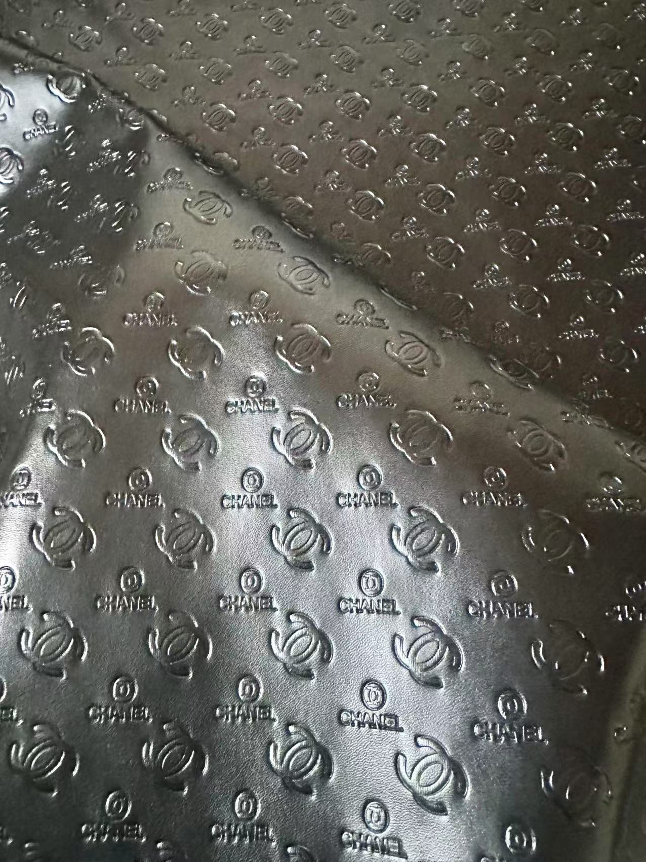 Napa Material Black Embossed Chanel Leather For Upholstery Furniture Handicraft