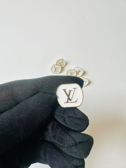 New 1 PC 18MM LV Handicraft Button Metal Material For Apparel(White)