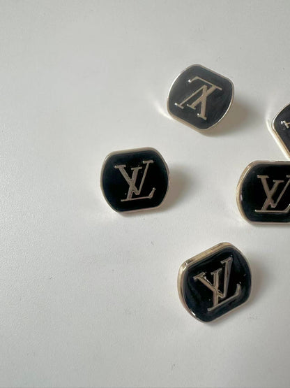 Craft 1 PC 18MM LV Handicraft Button Metal Material For Apparel(Black)