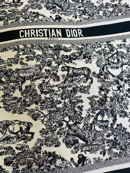 Best Quality Dior With Animal Canvas Jacquard Cloth Fabric For Handmade Sewing ,Furniture,Upholstery Goods By Yard (Black)