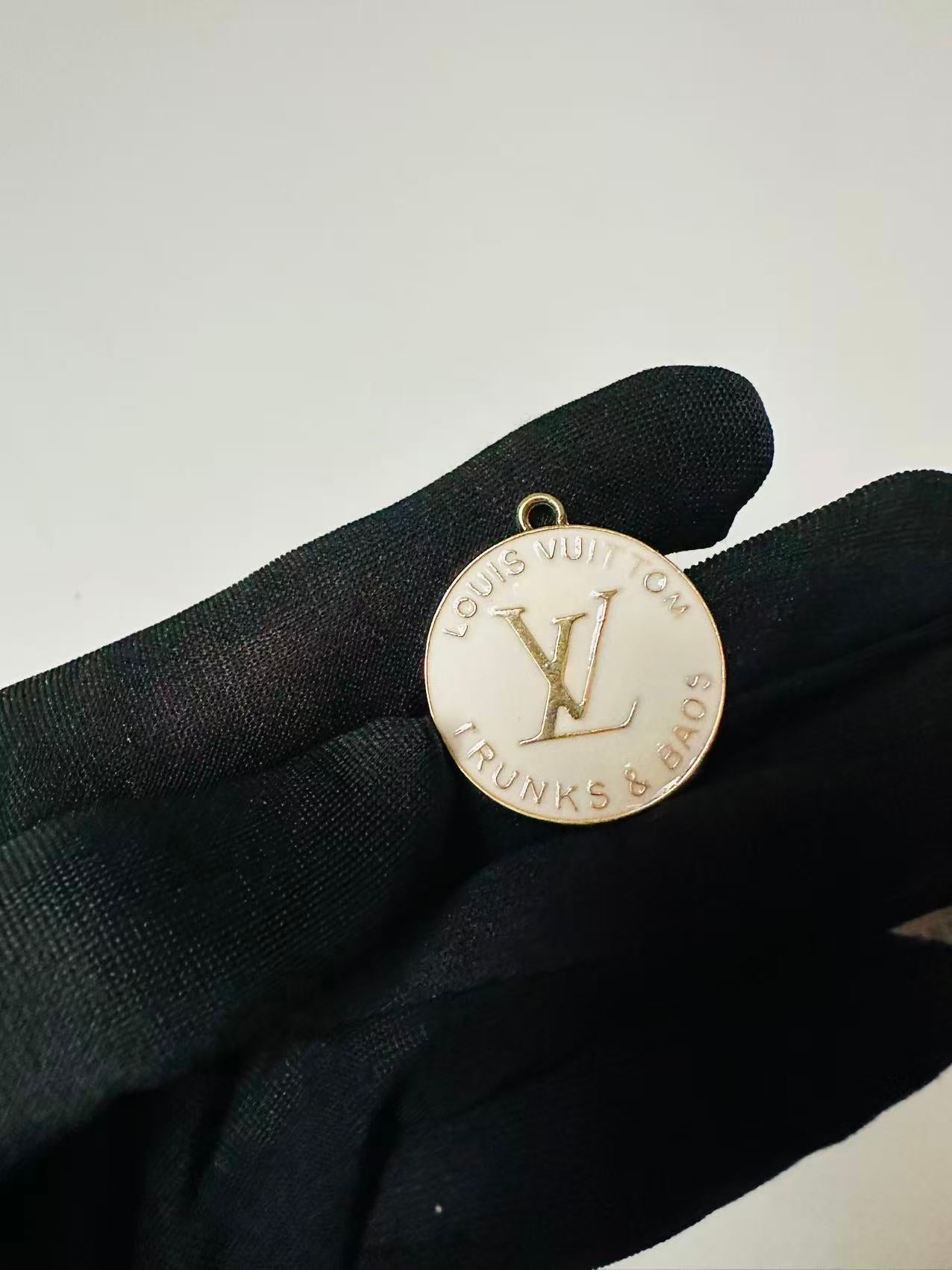 Craft 30MM LV Metal Pendant Accessory For Handmade DIY Goods