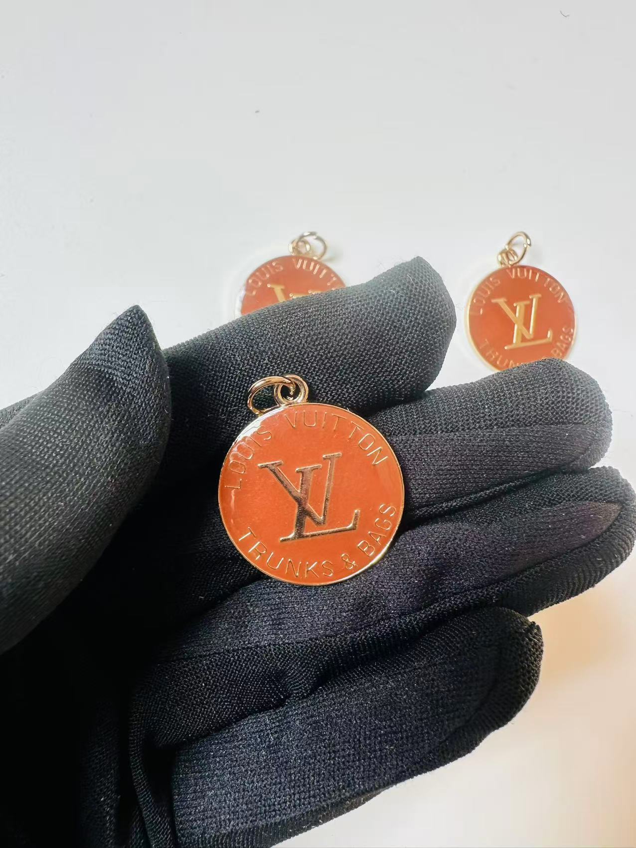 Craft 30MM LV Metal Pendant Accessory For Handmade DIY Goods(Brown)