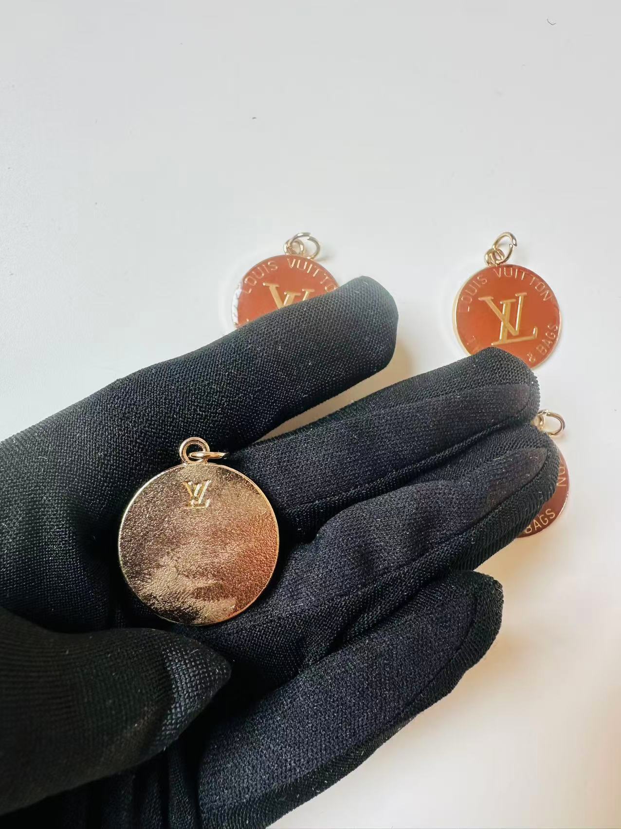 Craft 30MM LV Metal Pendant Accessory For Handmade DIY Goods(Brown)