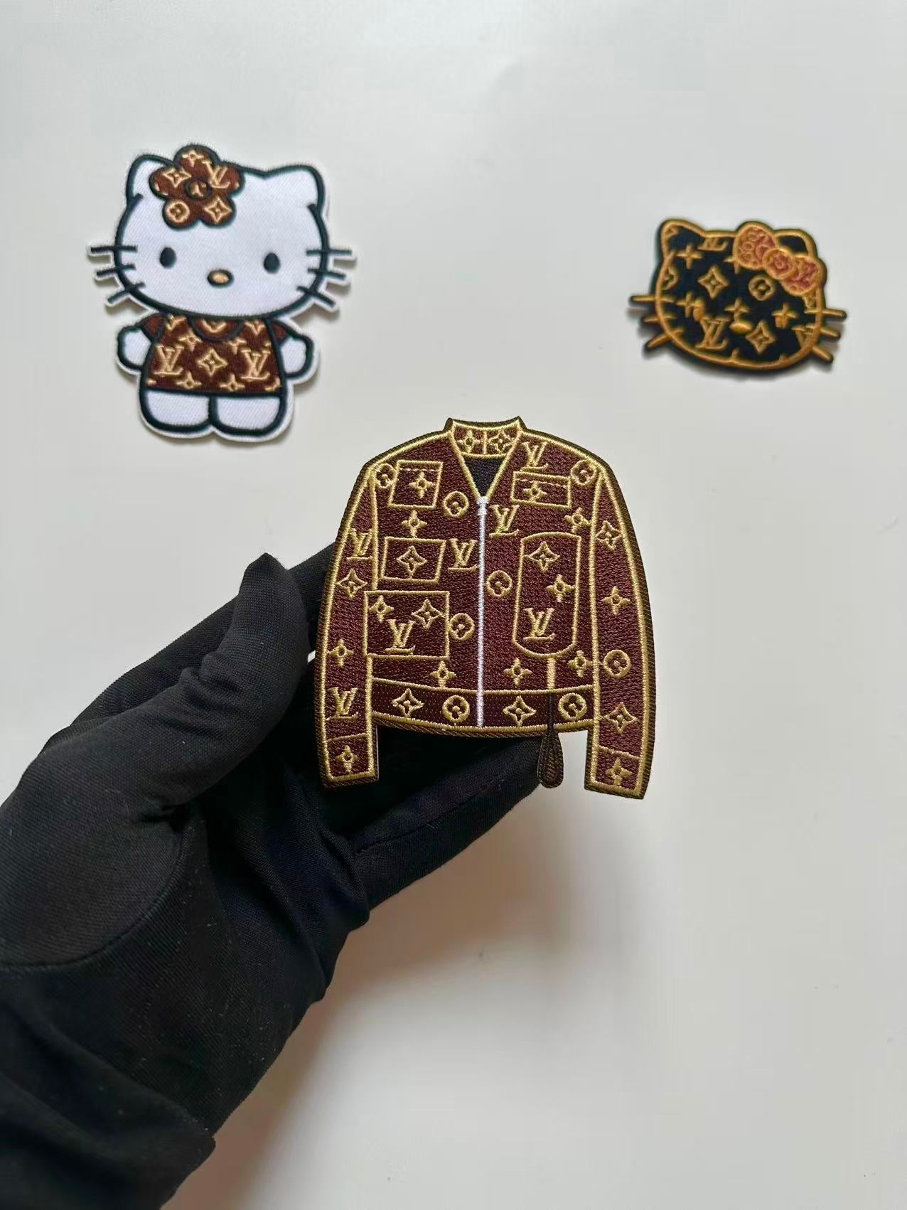 Craft Embroidery LV Jacquard Patches For Customized Apparel