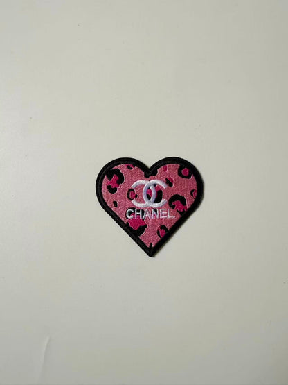 Craft Embroidery Pink Chanel Jacquard Patches For Customized Apparel