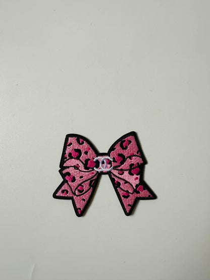 Craft Embroidery Pink Chanel Jacquard Patches For Customized Apparel