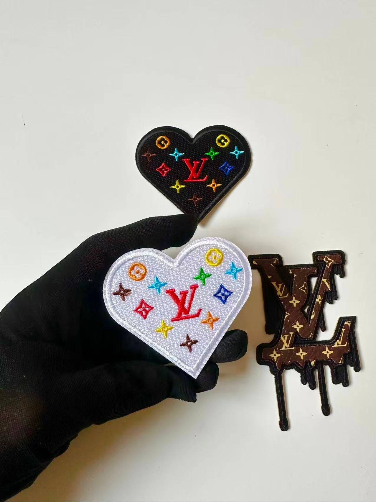 Craft Embroidery LV LOVE Jacquard Patches For Customized Apparel