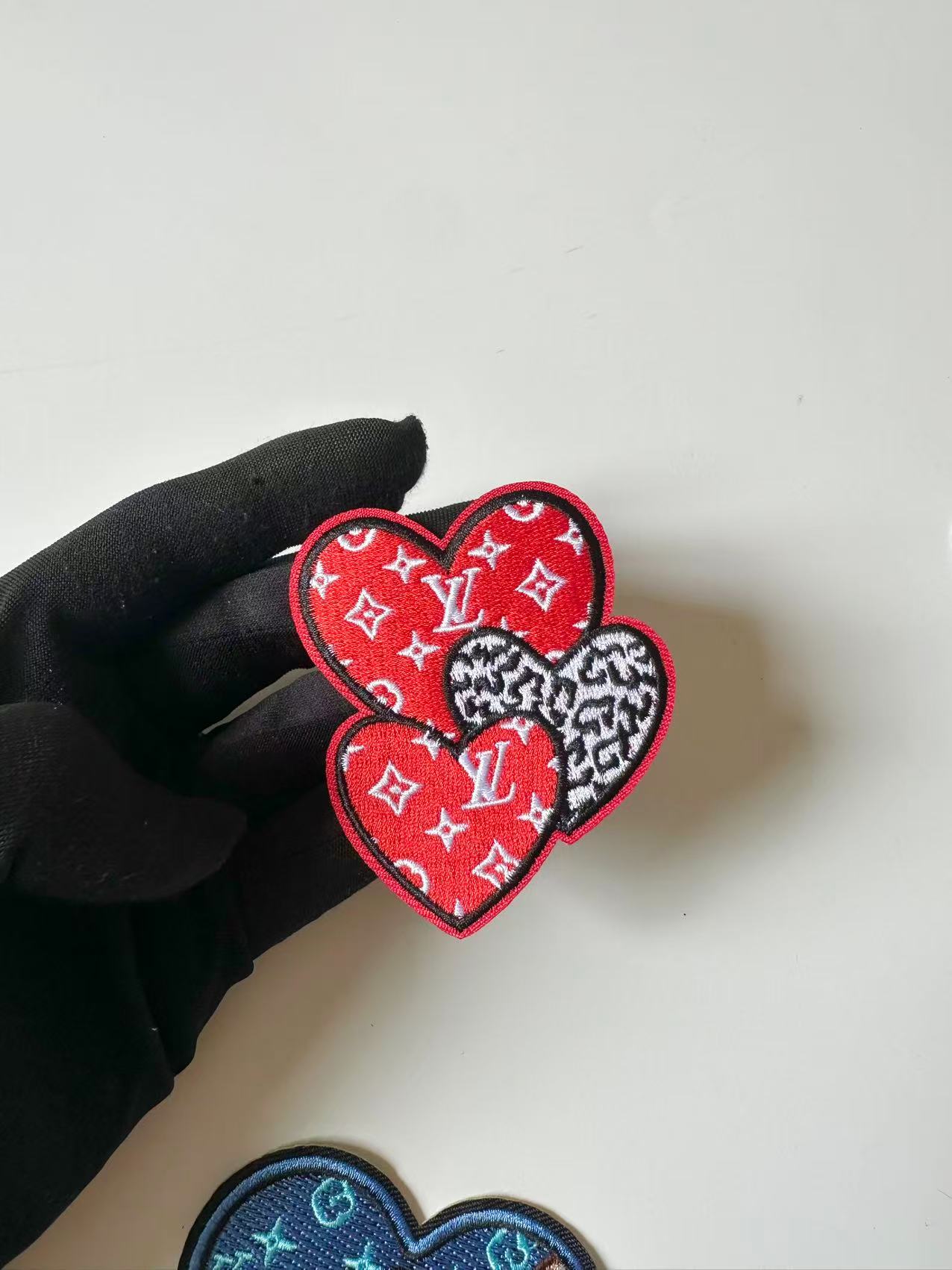 Craft Embroidery Love Jacquard Patches For Customized Apparel
