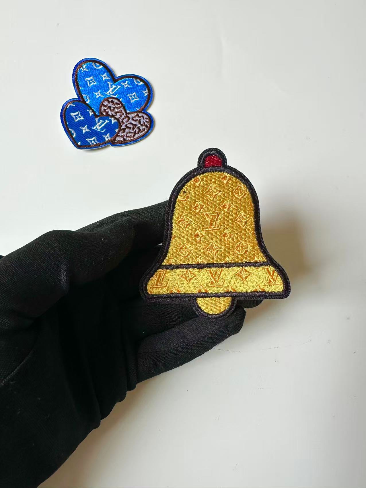Craft Embroidery Love Jacquard Patches For Customized Apparel